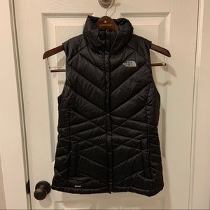 North face puffy vest / small, black